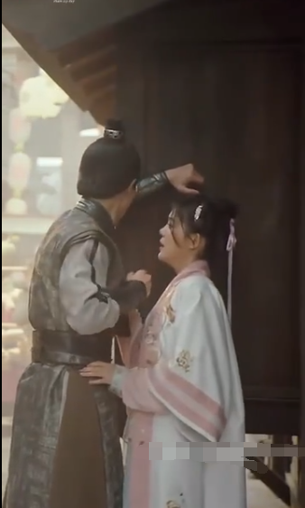 间谍夫妇今天又又又撞任务了第99集