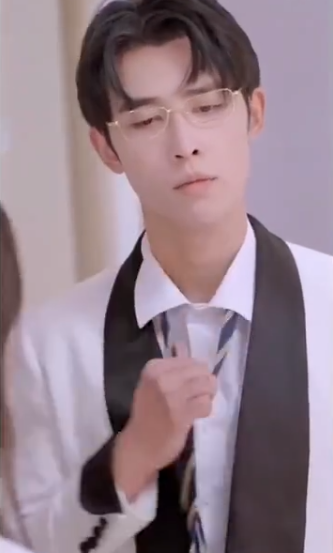 情深浅浅俩依依第01集